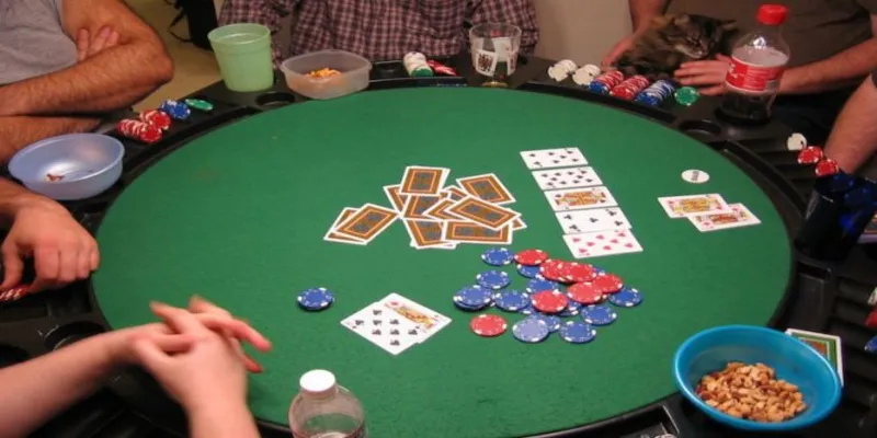 Luật chơi cơ bản poker 69vn